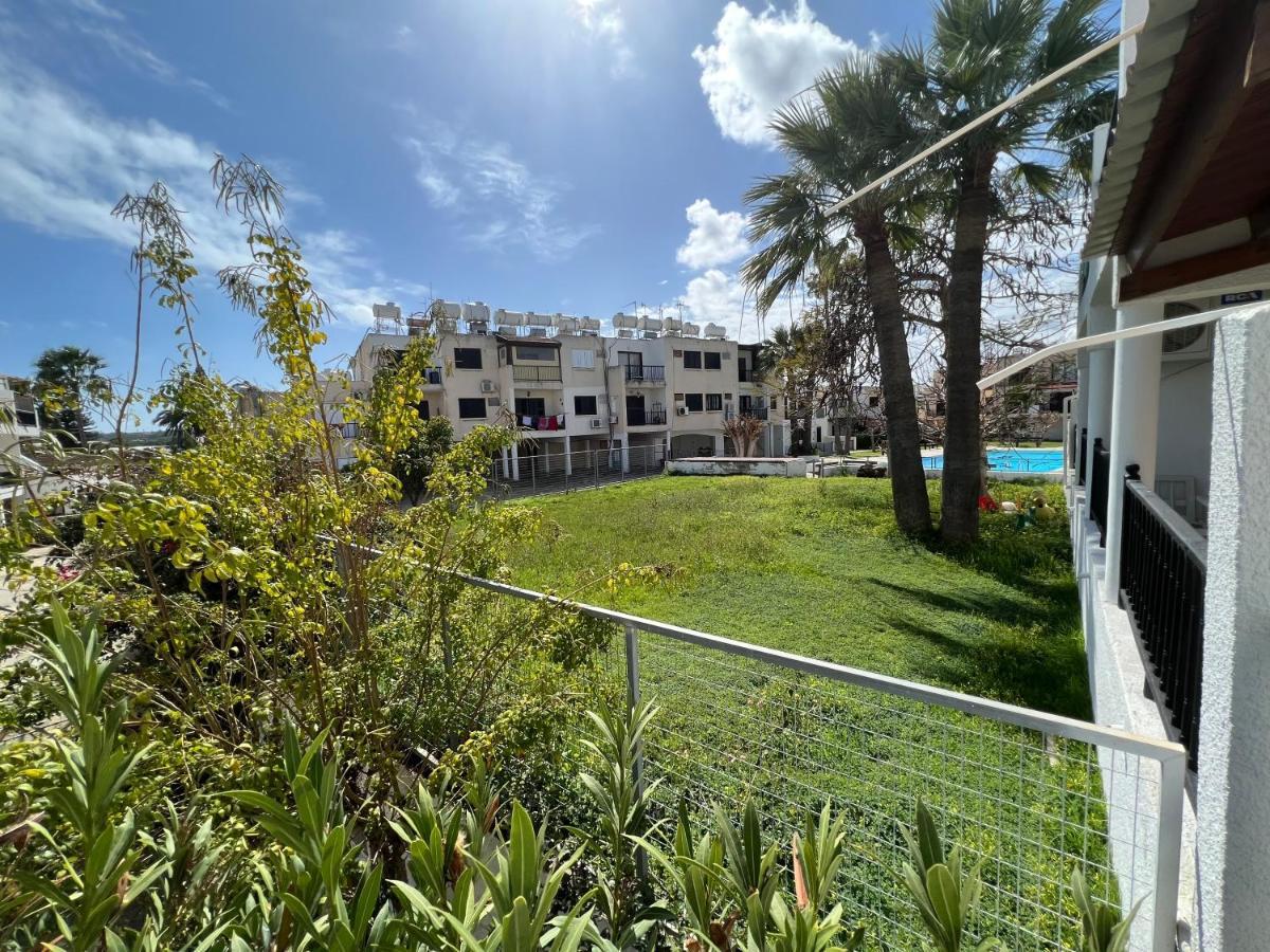 Taniandres Apartments Paralimni Exterior photo