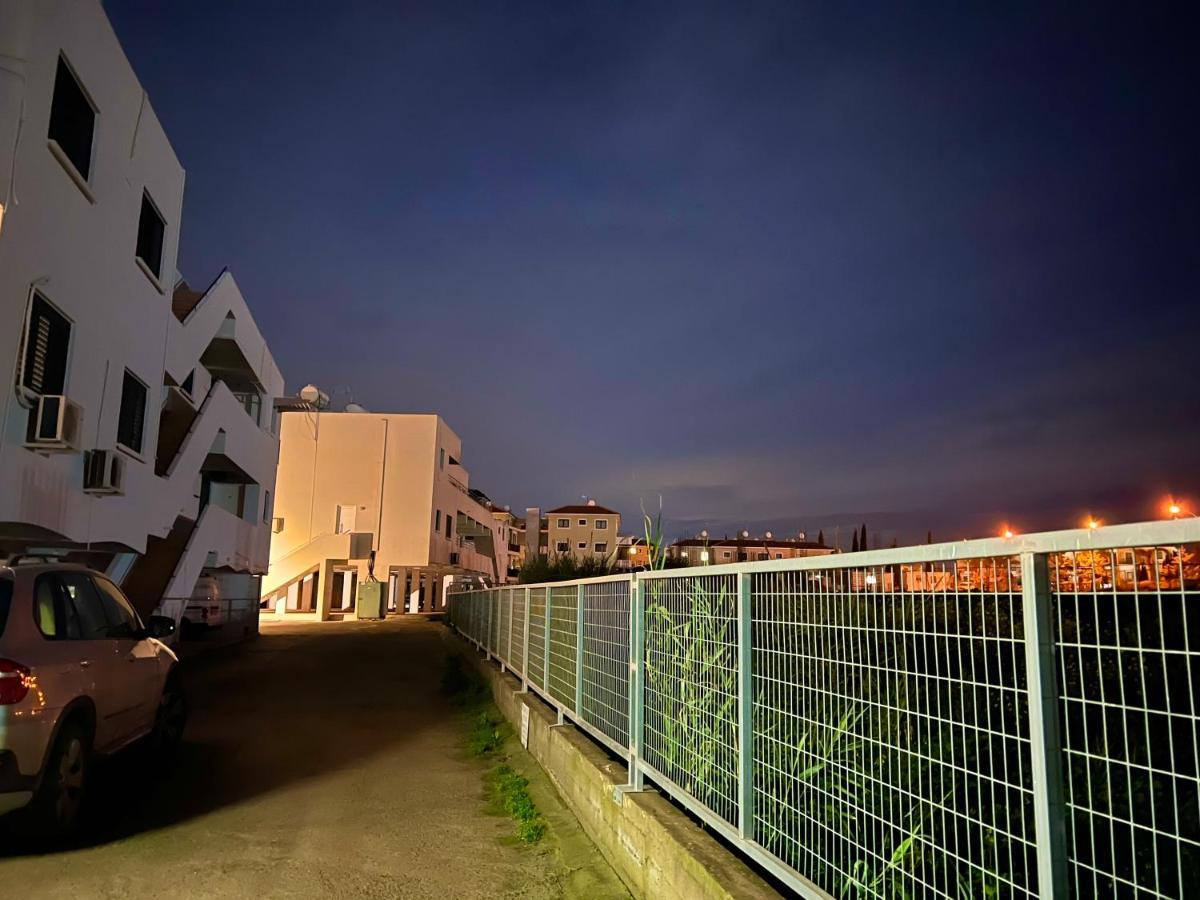 Taniandres Apartments Paralimni Exterior photo